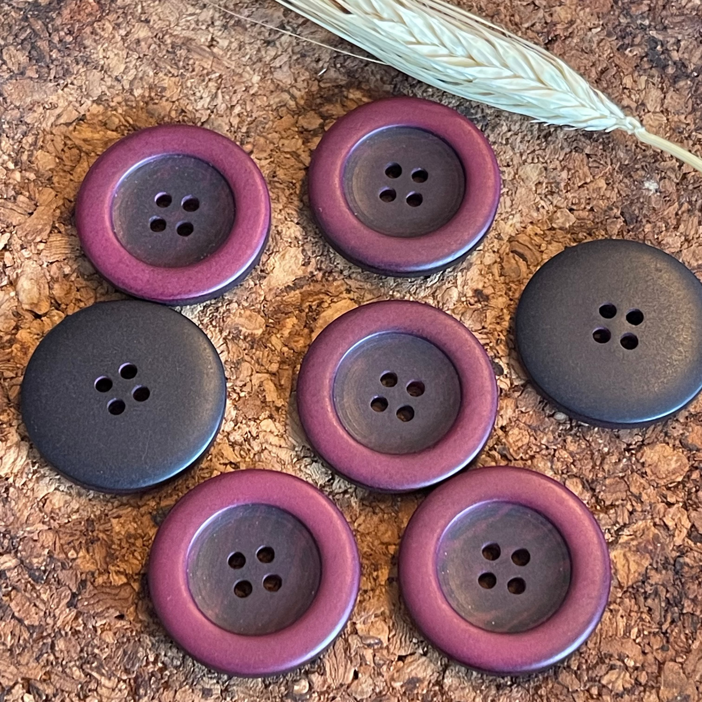 Bouton rond aubergine 27mm