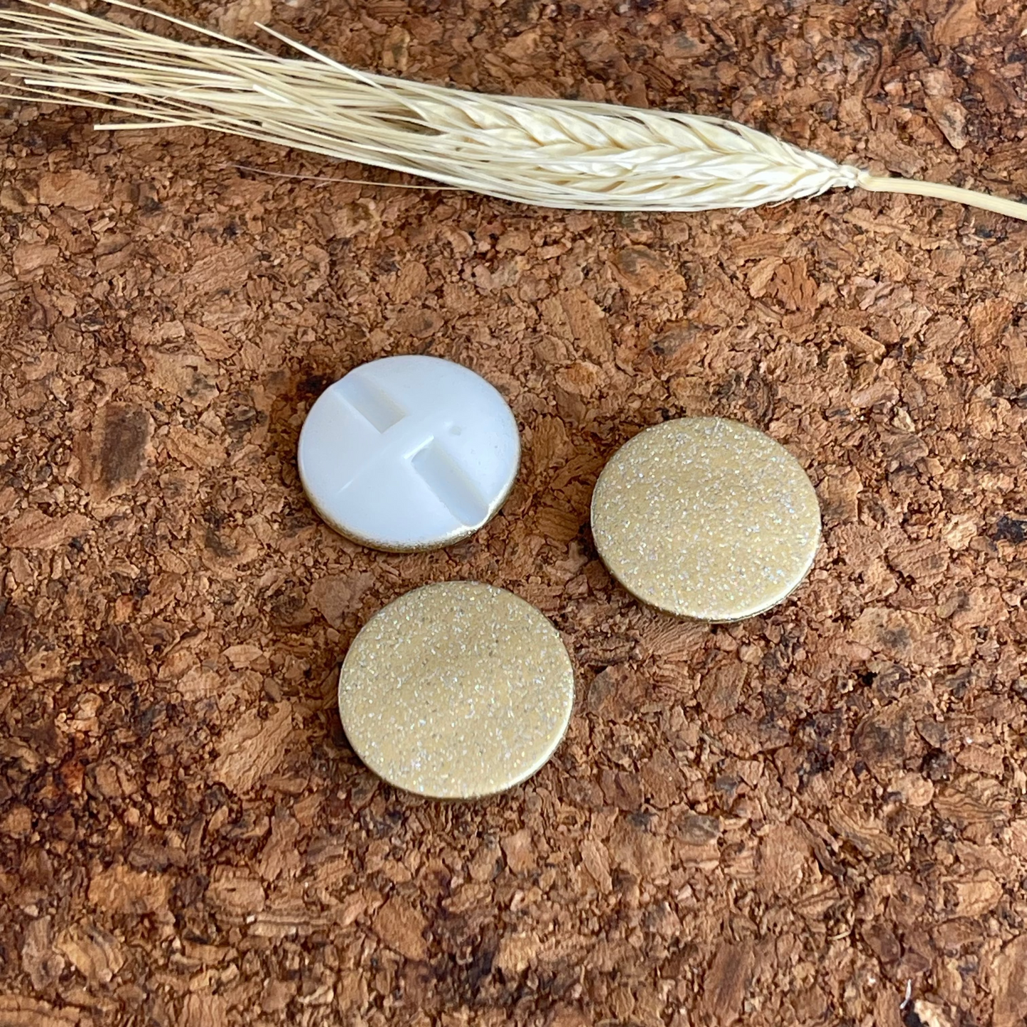 Bouton paillettes or 23mm