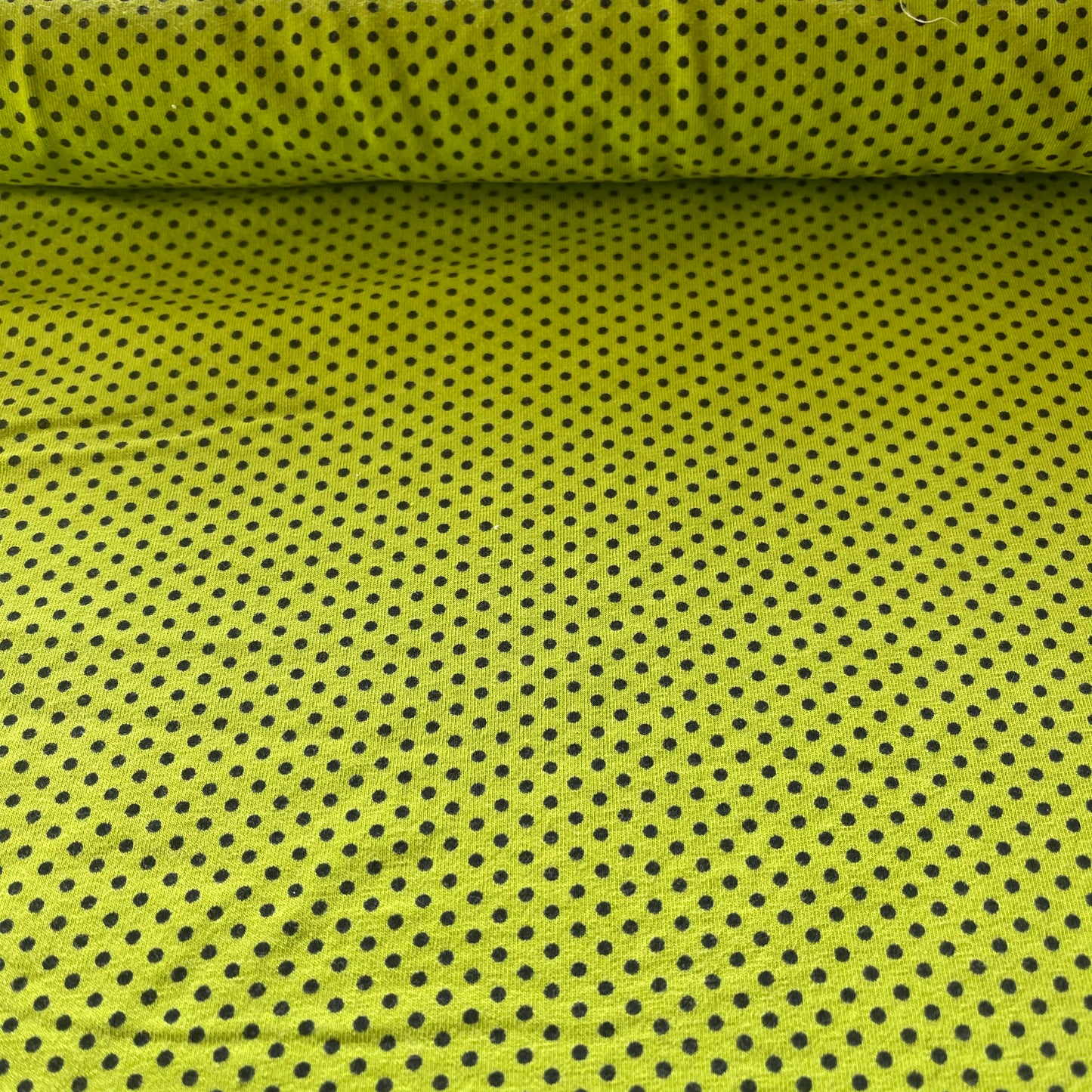 Jersey vert anis avec pois noirs