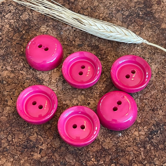 Bouton bord haut rond rose fuchsia 27mm
