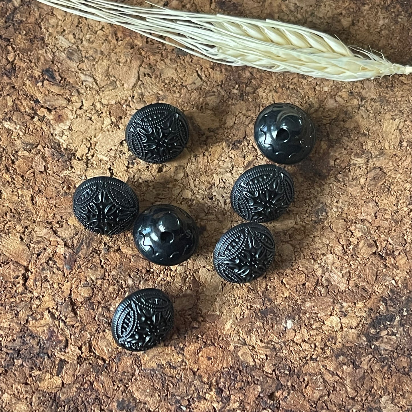 Bouton rond motifs bohème noir 15mm