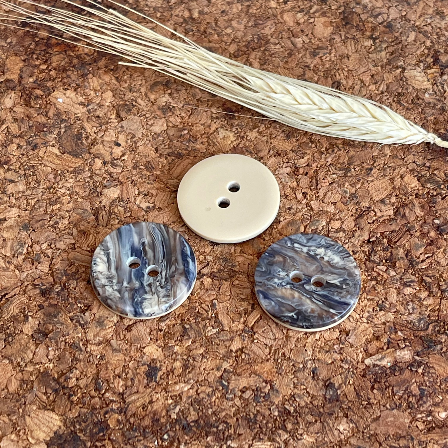 Bouton rond marbré 24mm 2 trous