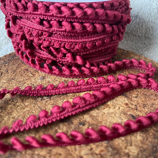 Galon mini pompons bordeaux 6mm