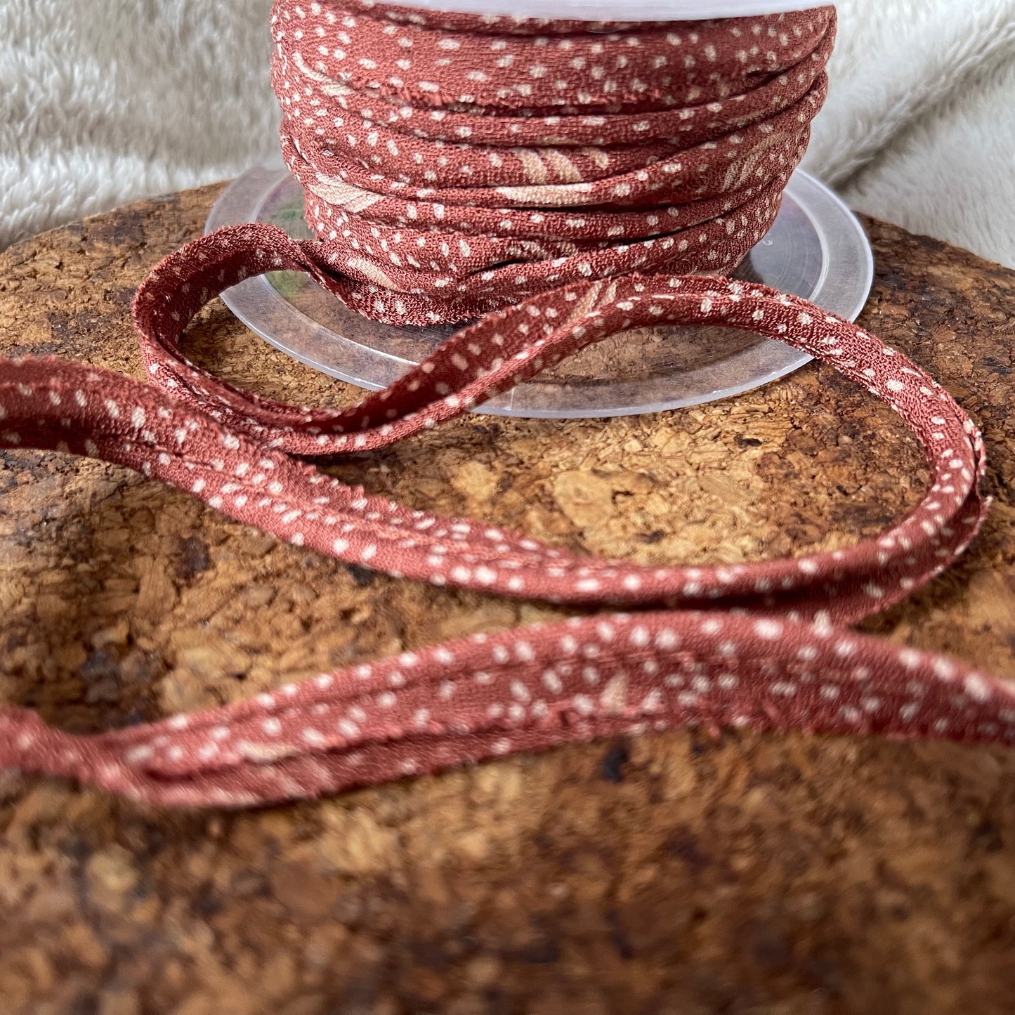 passepoil jersey brun à motifs 10mm