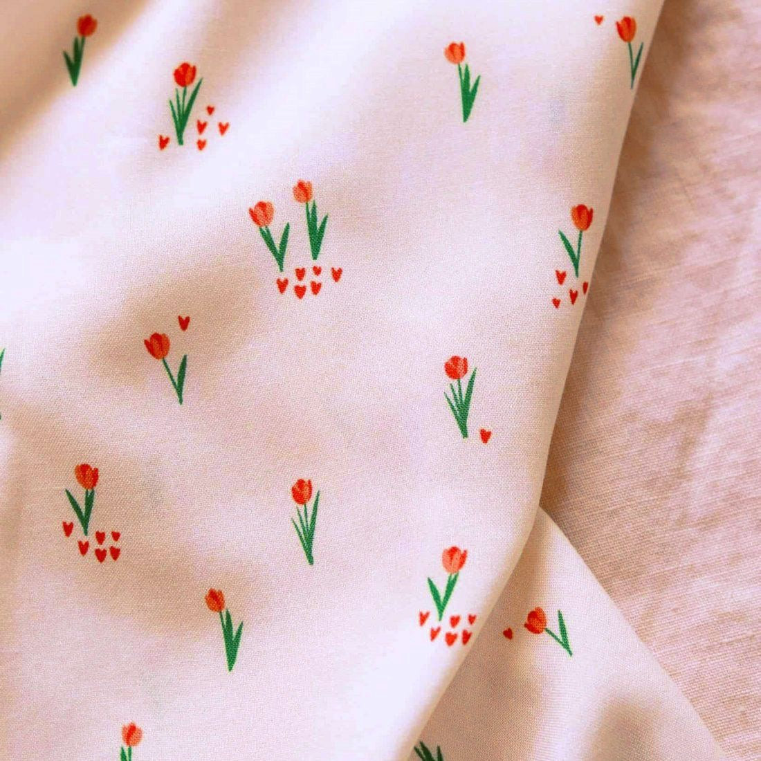 Viscose Bloom Every Day - Lise Tailor